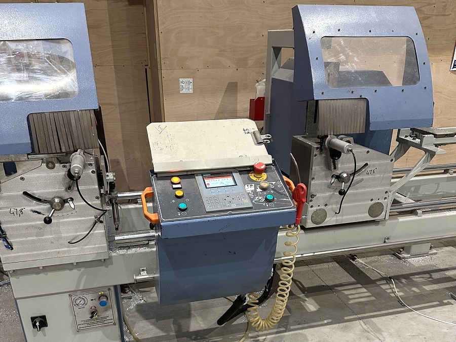 Double mitre saw for aluminium - Photo 1