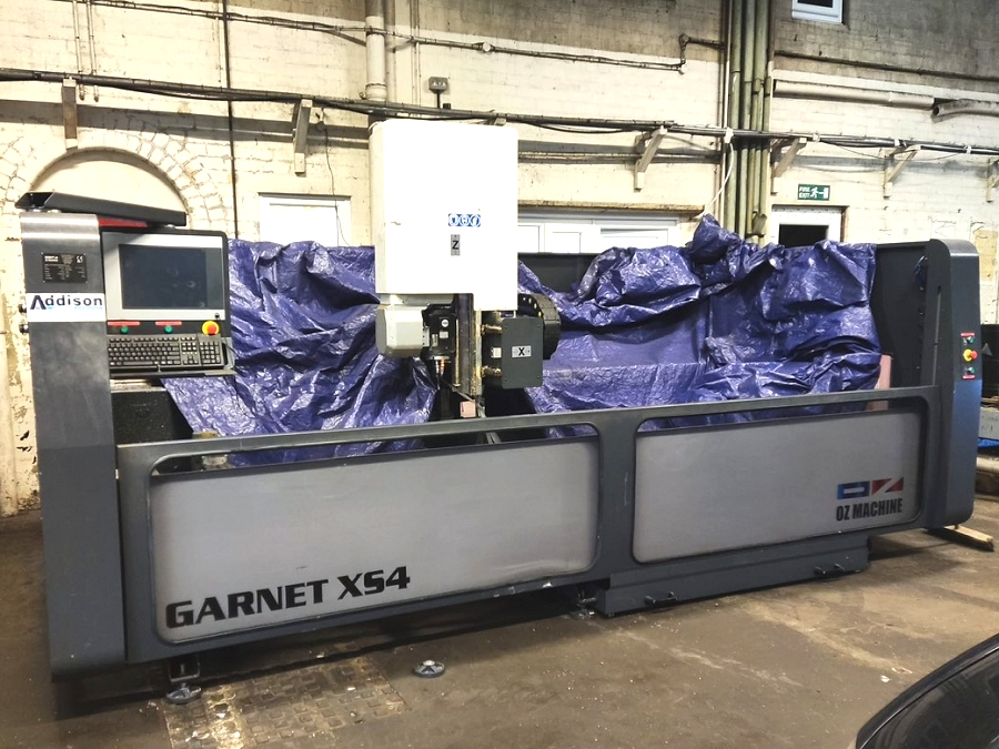 Oz Machine Garnet XS4 CNC machining centre - Photo 1