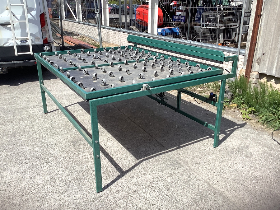 Advance Systems glass clamp table for sale - Photo 1