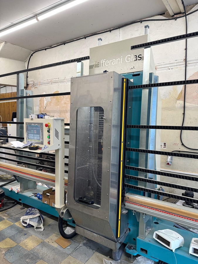 Zafferani AZVMILL vertical CNC glass milling drilling machine - Photo 2