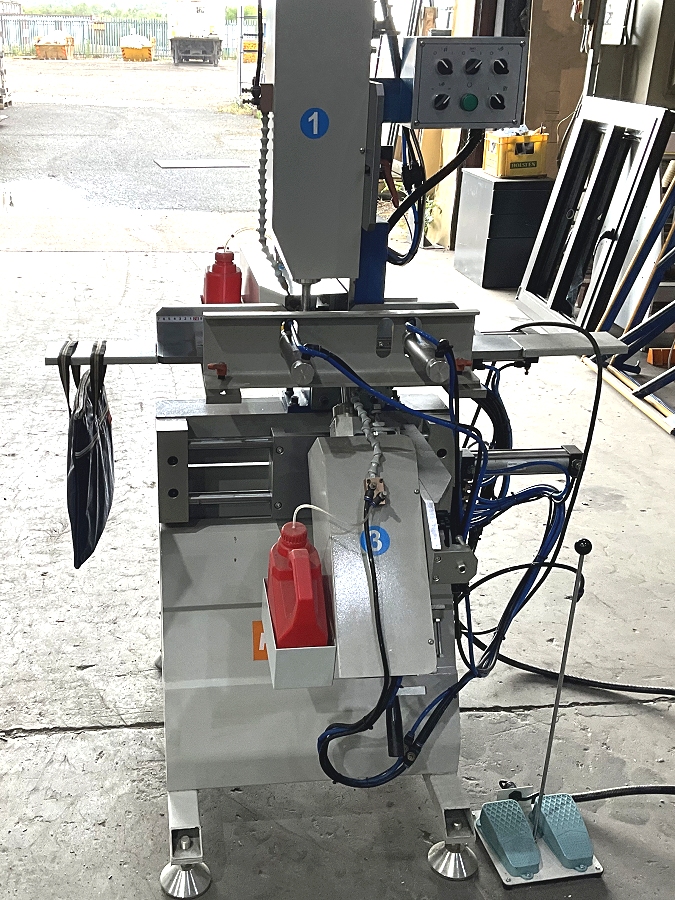 Fenstek 3 head drainage router for sale - Photo 1