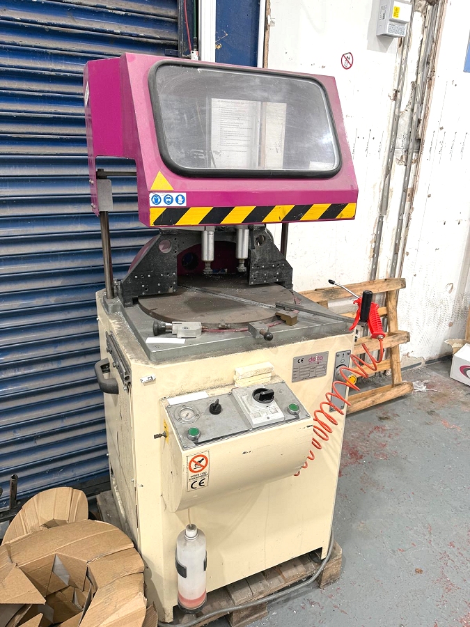 Delta 400 automatic uplift saw - Photo 1