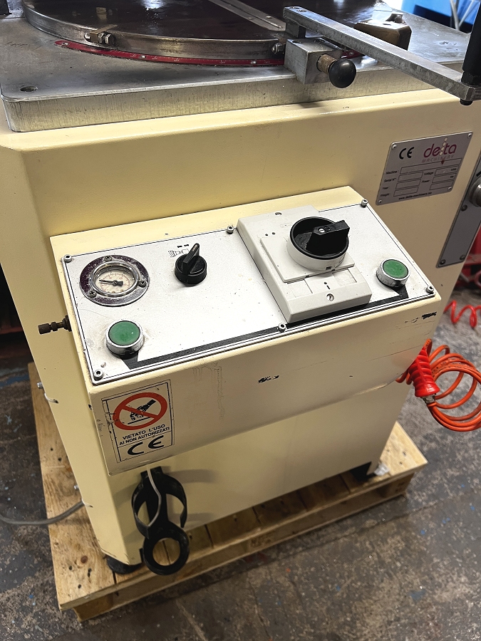 Delta CM50 automatic uplift saw - Photo 2