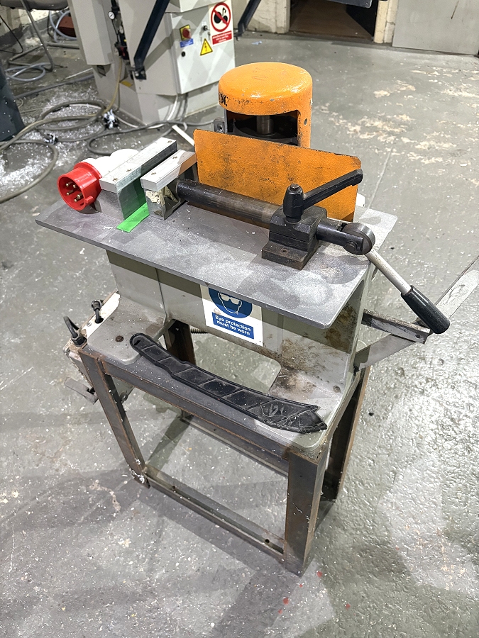 Jade end miller for sale - Photo 1