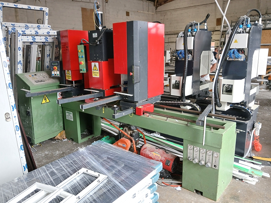 Someco 3 head welder for sale - Cleveland - Photo 1