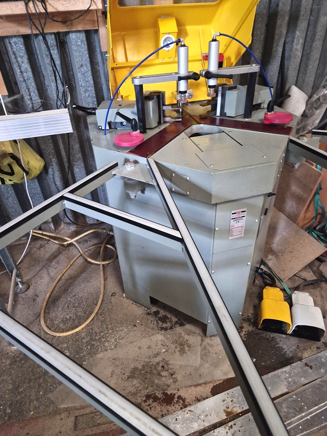 Emmegi Ataca corner crimper for sale - Photo 1