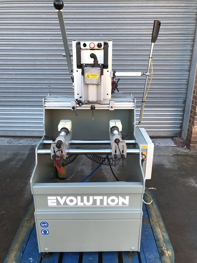 P Macchine copy router - extra wide for trickle vents etc. - Photo 1