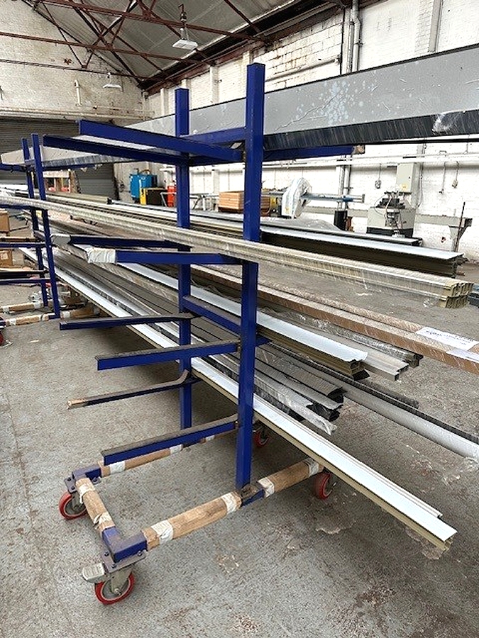 Profile trees / trolleys for sale - Photo 1