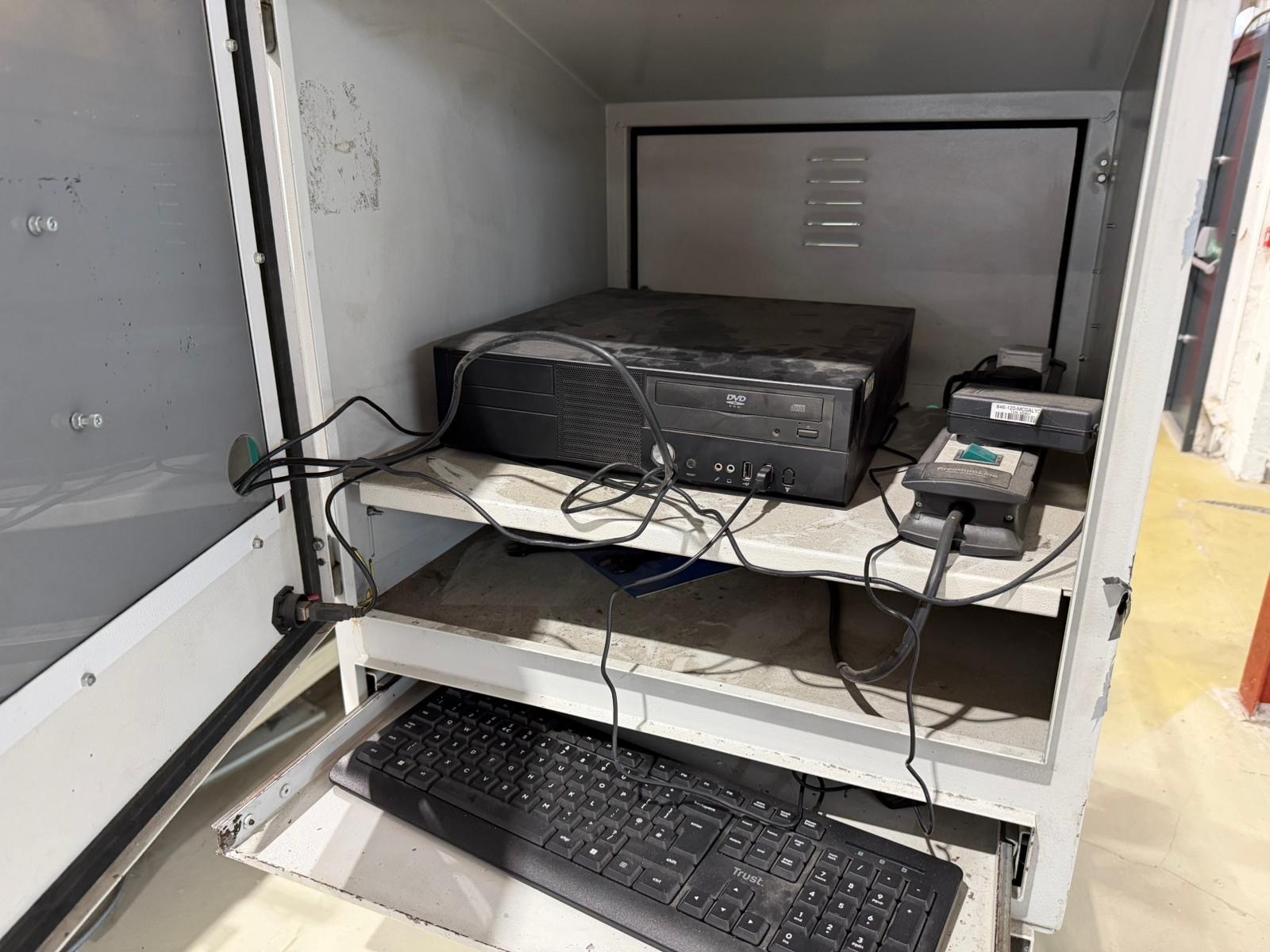 Glass cutting machine for sale - Photo 1