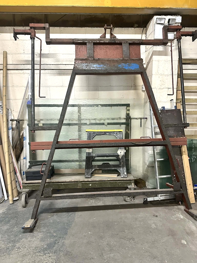 Glass pack lifter for sale (3210 x 2550) - Photo 1