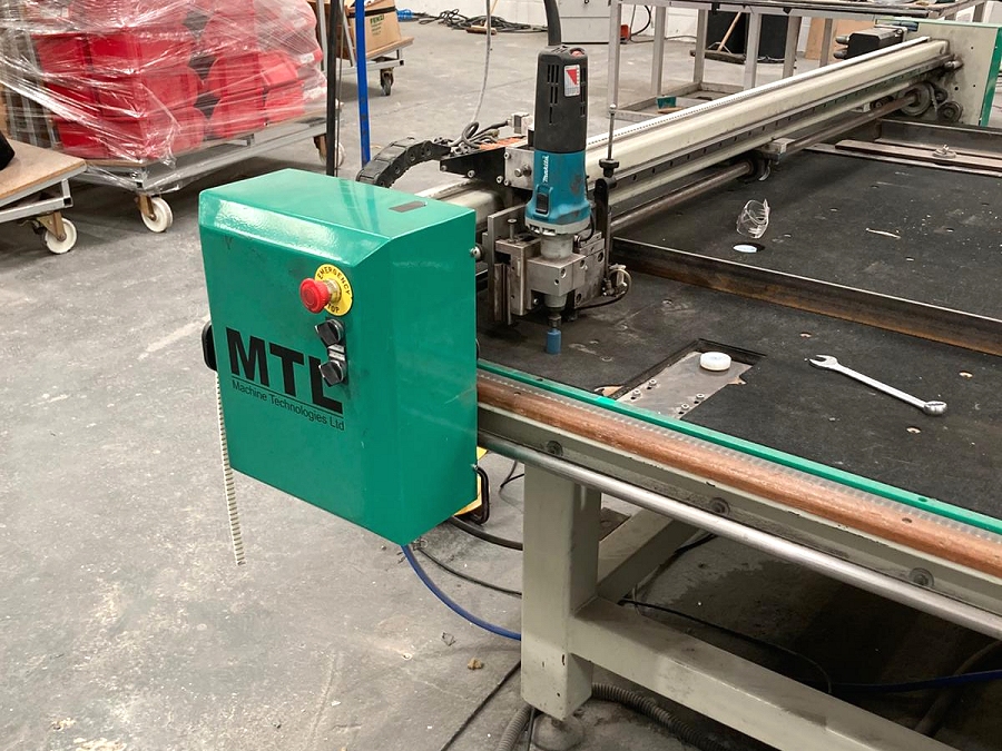 MTL Cougar glass cutting table for sale - Photo 1