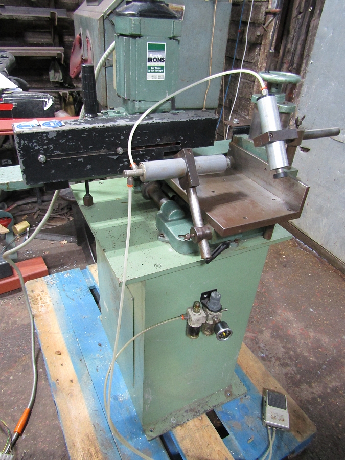 Barrie Irons end miller for sale - Photo 2
