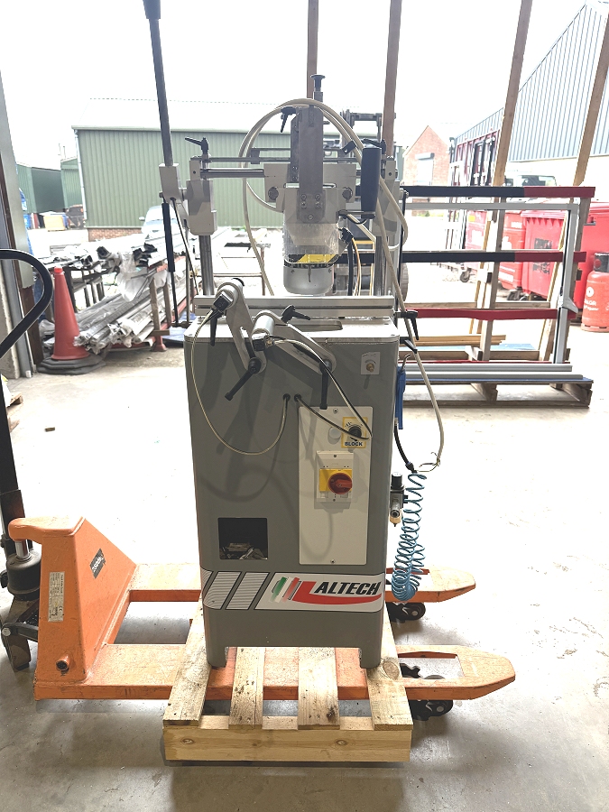 Altech Logos single head router for aluminium - Photo 1