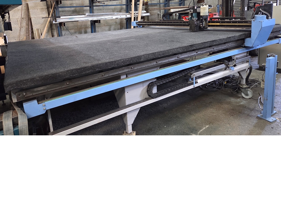 Automatic glass cutting table / machine for sale - Photo 1