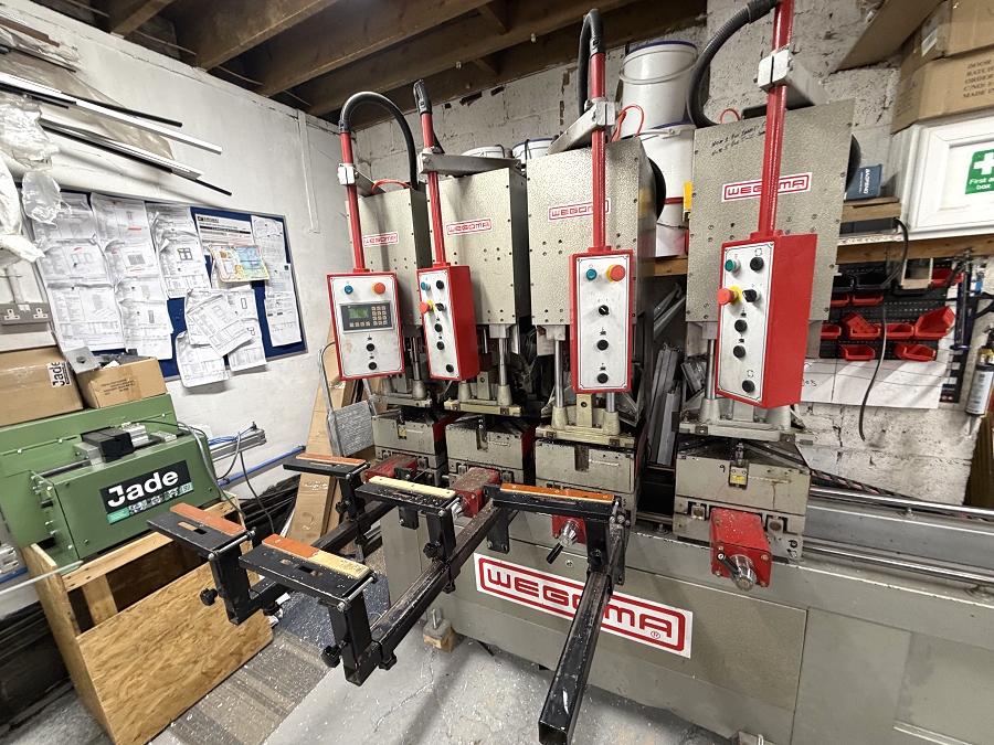 Wegoma 4 head uPVC welder for sale - Photo 1