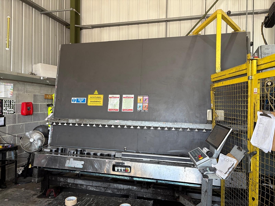 Lisec sealant robot for sale - Photo 1