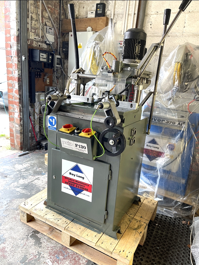 Wegoma FC130 copy router with triple drill - Photo 1